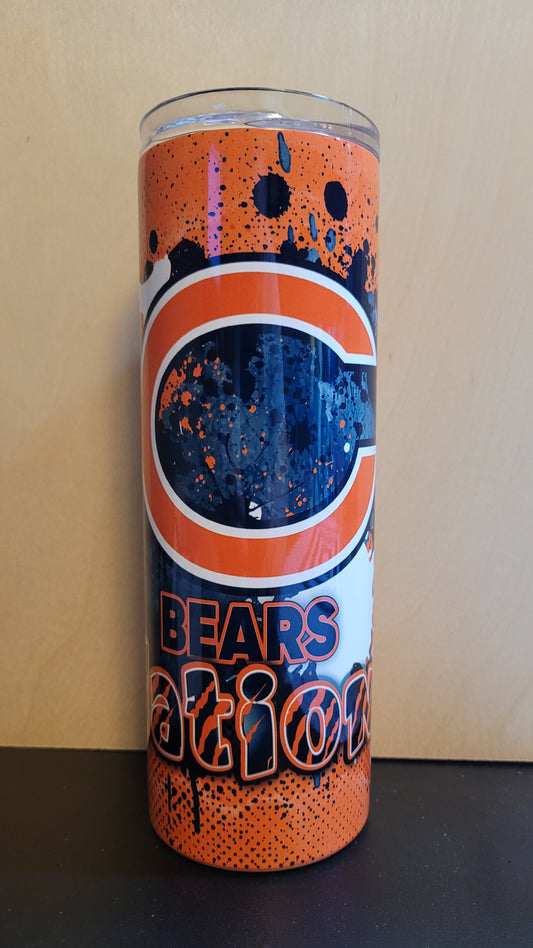 &nbsp;We present our new Sports Series to you with this Bears Paint Splash tumbler. Navy blue &amp; orange colors in a paint splatter format for a unique look.