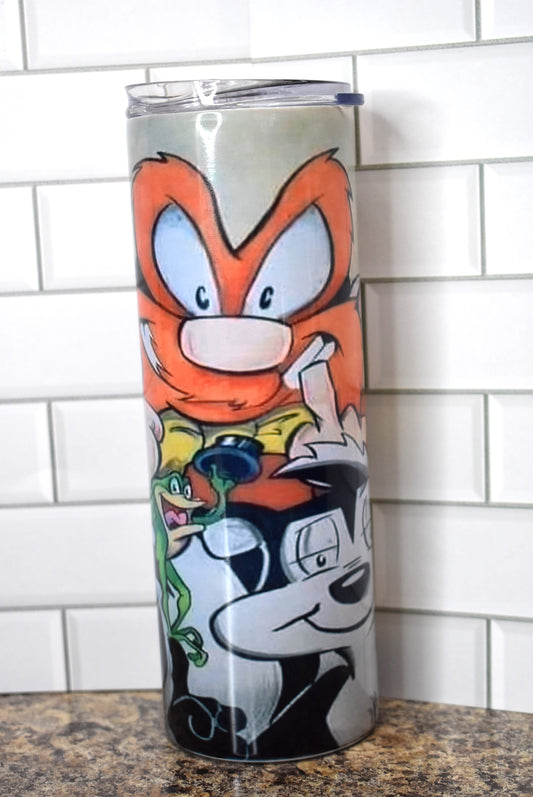 This 20oz Stainless Steel tumbler features an unfiltered adult finger salute from your childhood Looney Tunes favorites including Elmer Fudd and Yosemite Sam. It is made of a stainless steel double-wall and is vacuum insulated, with a clear sliding classic lid and a clear straw, and is BPA free. 