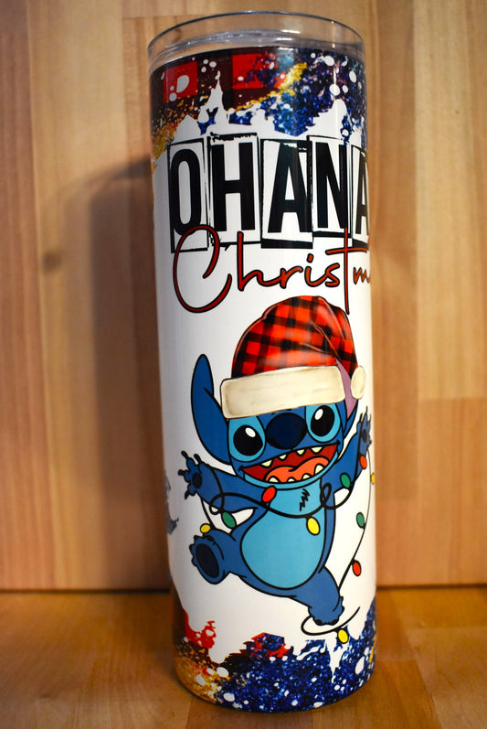 This Ohana Christmas tumbler is designed to keep beverages cold for up to 24 hours and hot for up to 8 hours with its double-wall vacuum insulation and sliding BPA-FREE lid & clear straw. Enjoy the Christmas spirit with this tumbler!